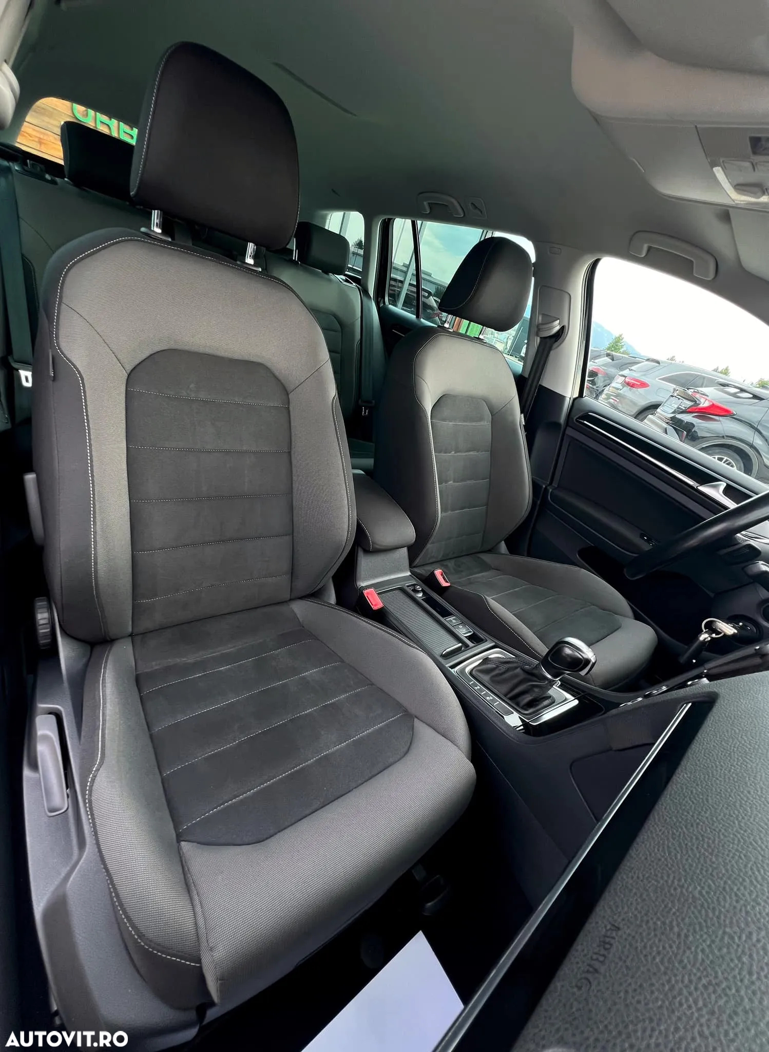 Volkswagen Golf 2.0 TDI DSG Highline - 20