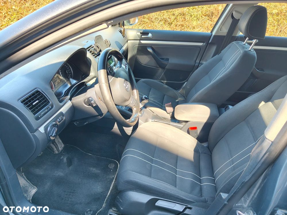 Volkswagen Jetta 1.6 TDI DPF Comfortline - 3