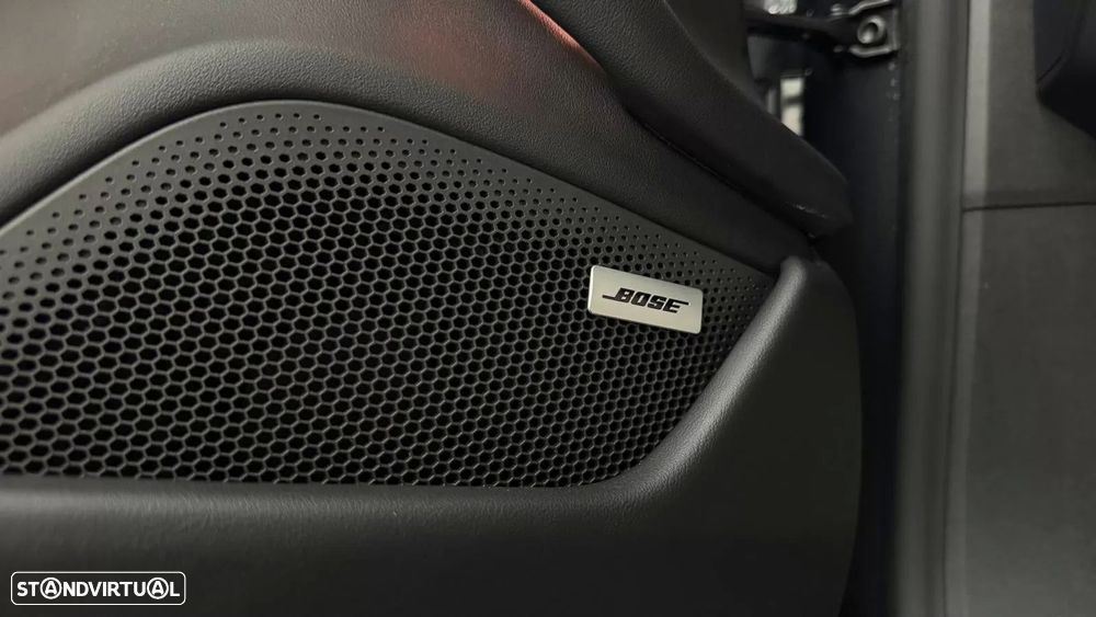 Porsche Taycan Standard - 22