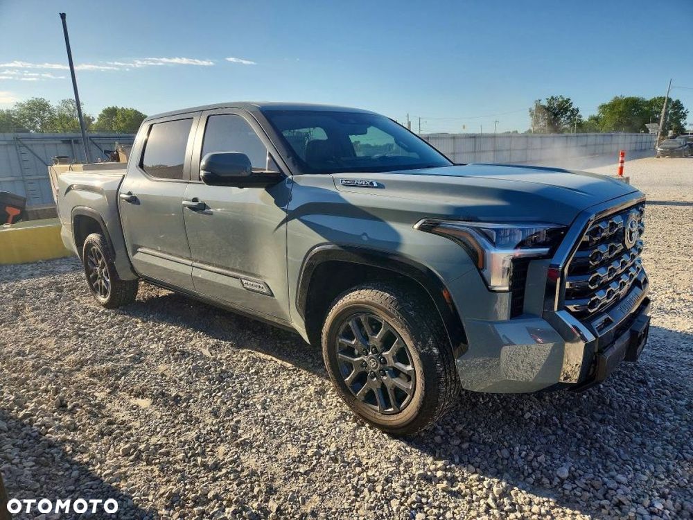 Toyota Tundra - 5