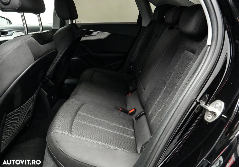 Audi A4 35 TFSI S tronic MHEV Advanced - 16