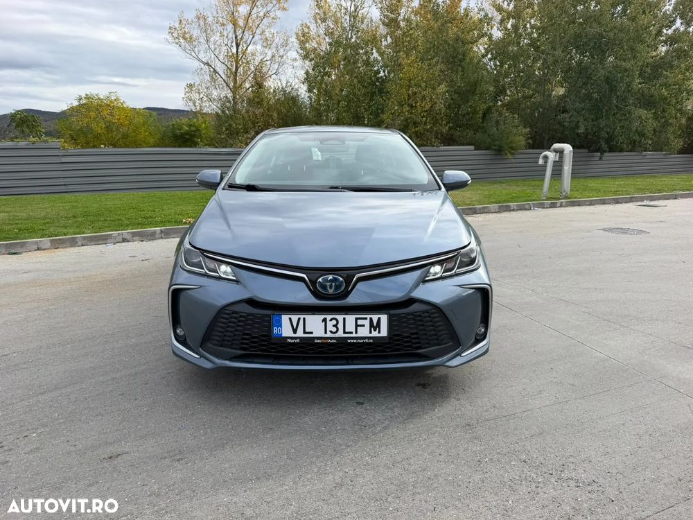 Toyota Corolla 1.8 HSD Business - 10