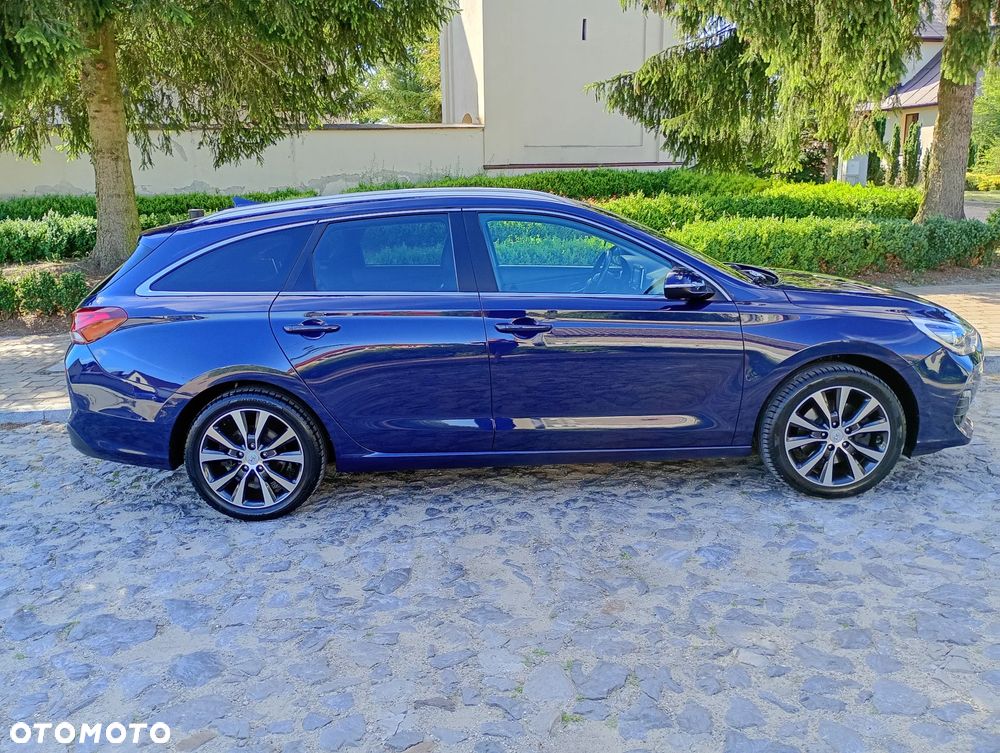 Hyundai i30 1.6 CRDI Premium - 17