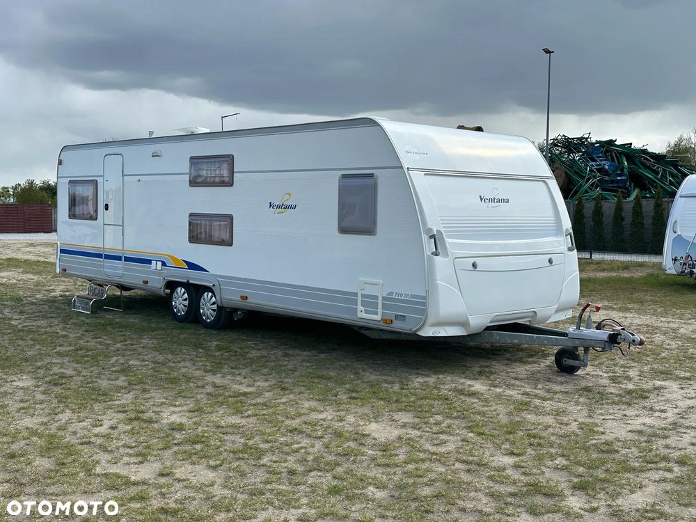 Burstner 720 TK VENTANA z napędem i łóżkami piętrowymi - 8 os. - 1