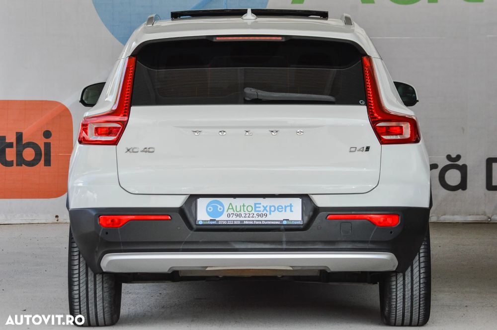Volvo XC 40 D4 AWD Inscription - 32