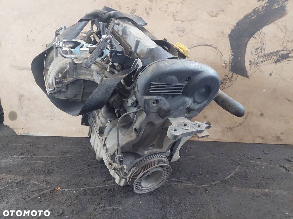 SILNIK BENZYNOWY SŁUPEK OPEL VECTRA C 1.8 16V Z18XE - 2