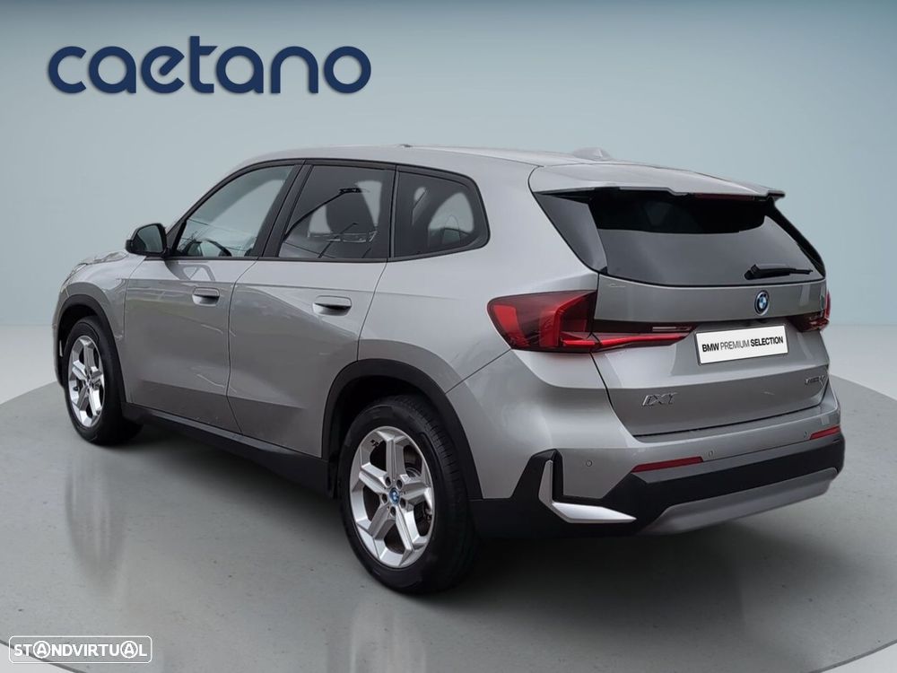 BMW iX1 eDrive20 - 6