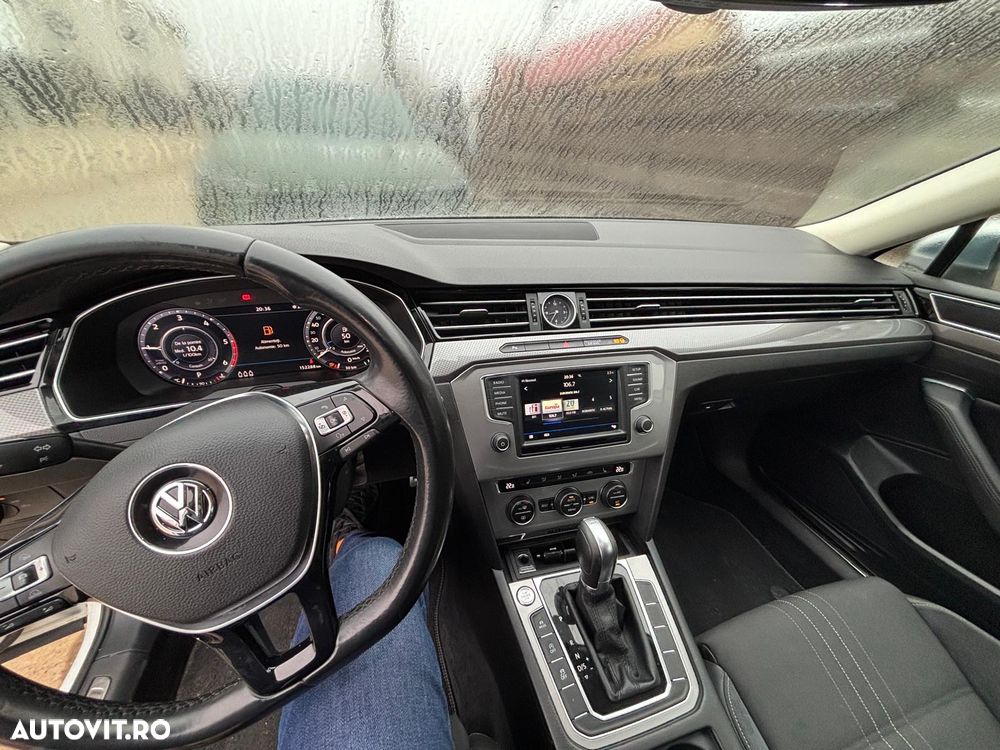 Volkswagen Passat Alltrack 2.0 TDI DSG 4Motion - 8