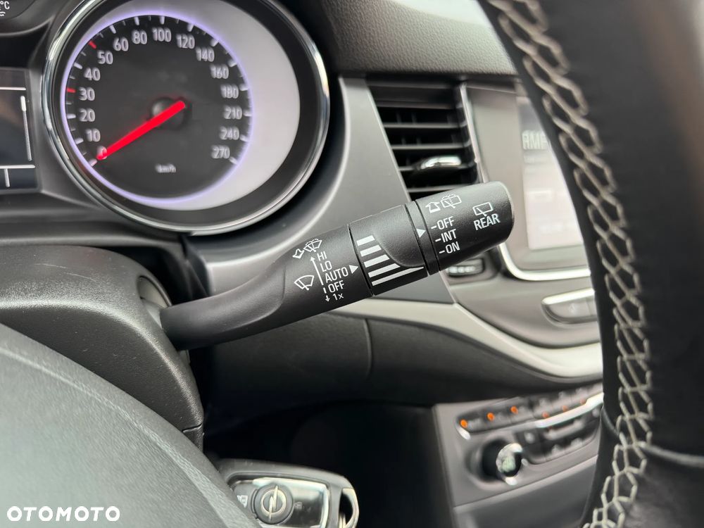 Opel Astra 1.4 Turbo Innovation - 16