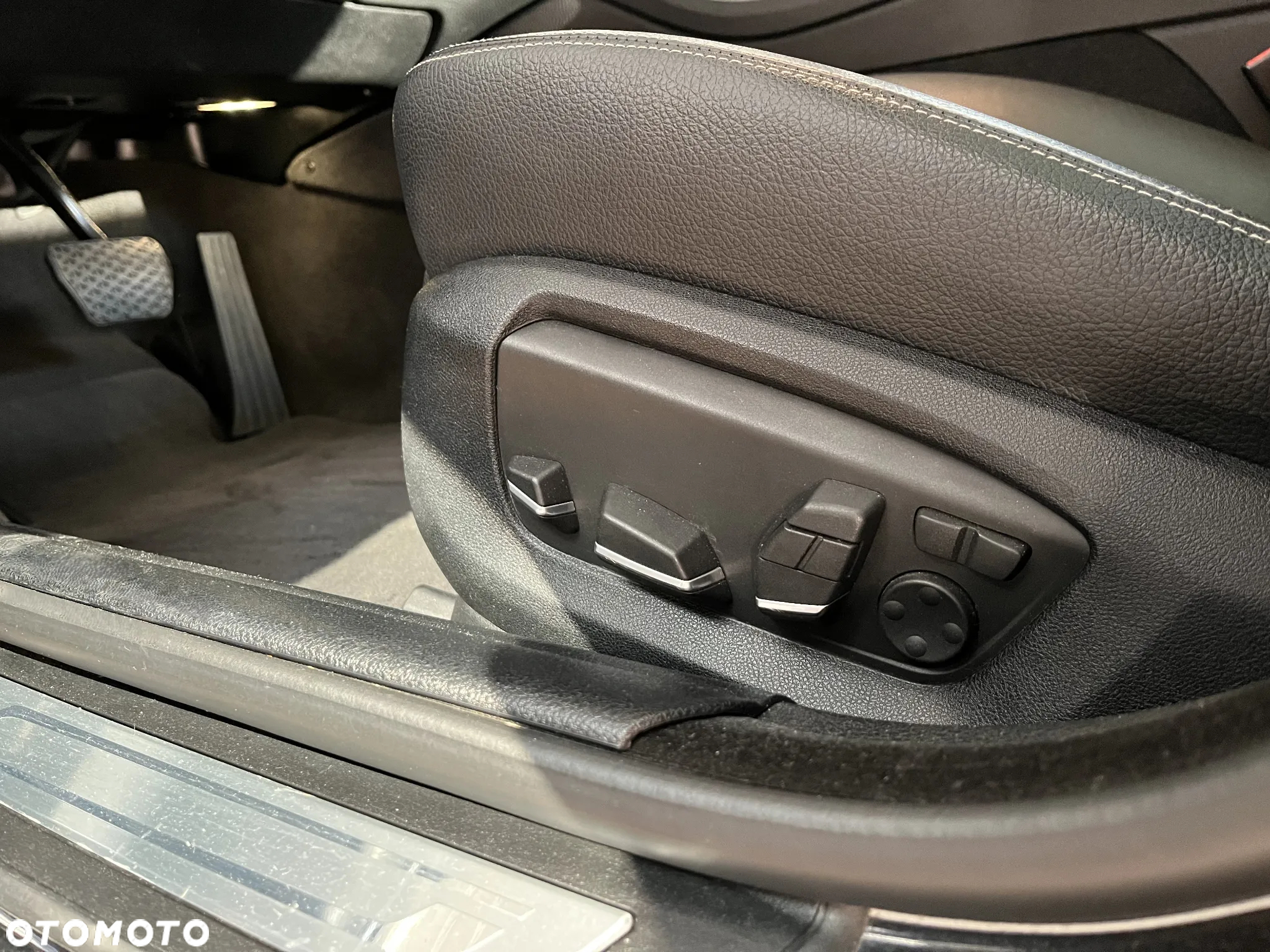 BMW Seria 5 520d xDrive Luxury Line - 30