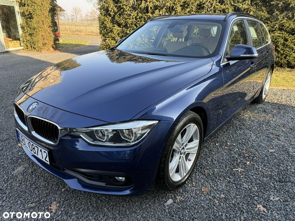 BMW Seria 3 320i Luxury Line - 20
