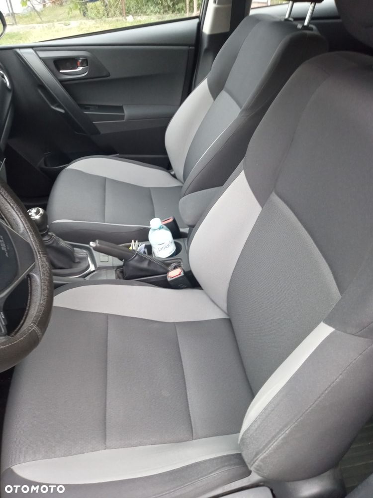 Toyota Auris - 6
