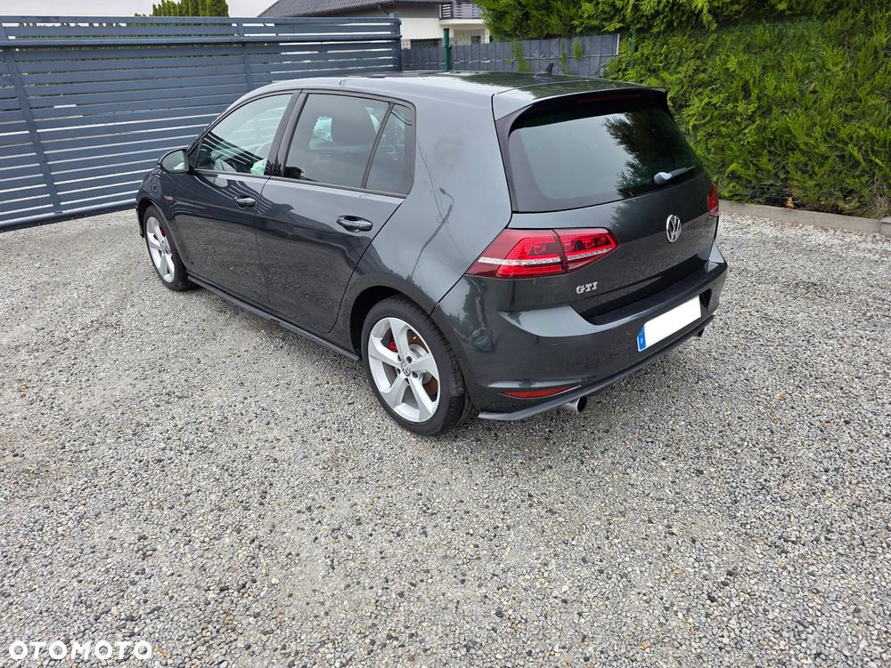 Volkswagen Golf GTI BlueMotion Technology - 21