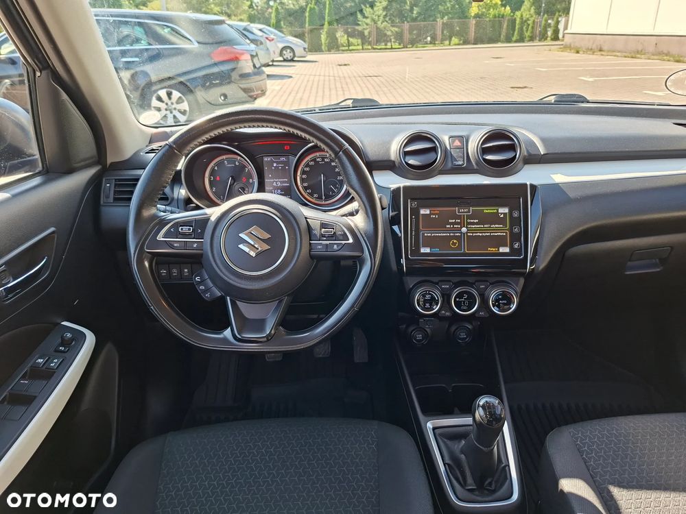 Suzuki Swift - 4