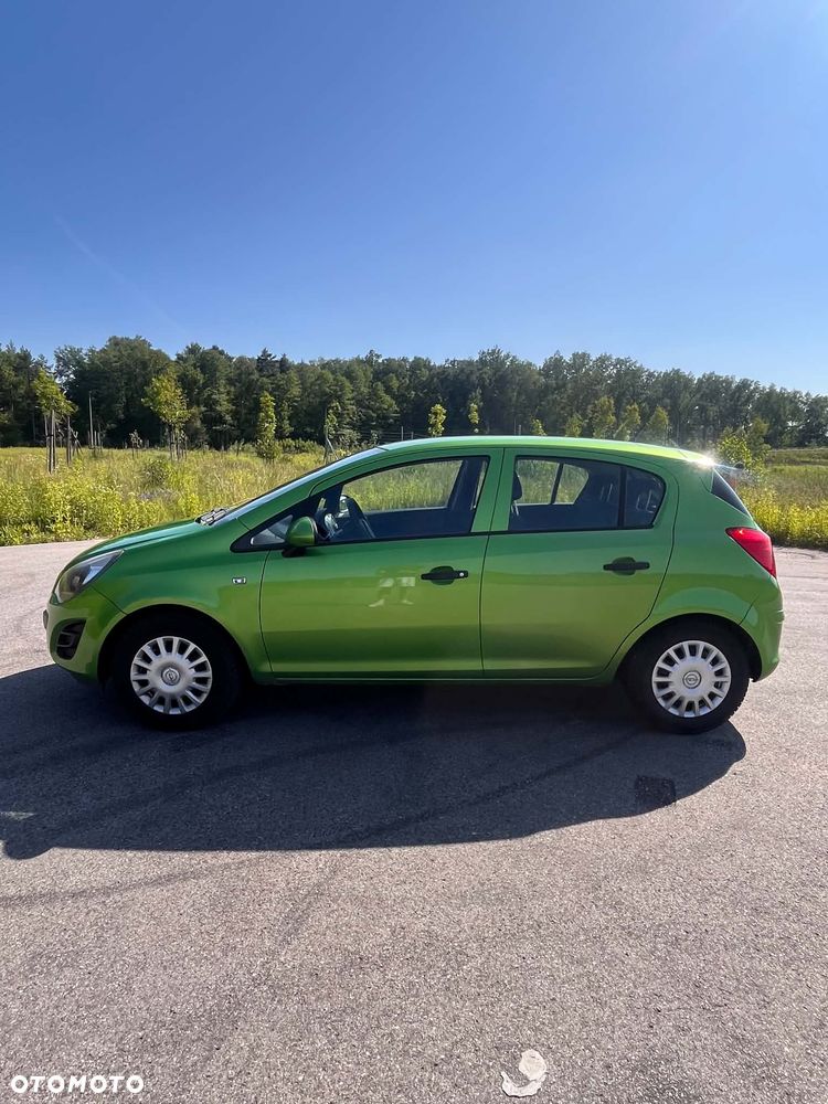 Opel Corsa 1.0 12V Essentia - 4