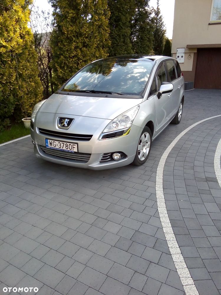 Peugeot 5008 1.6 THP Active 7os - 2