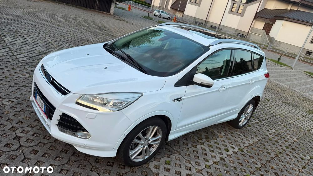 Ford Kuga 2.0 TDCi 4x4 Titanium - 31
