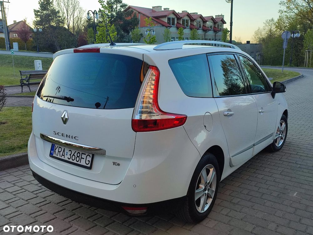 Renault Grand Scenic ENERGY TCe 130 BOSE EDITION - 20