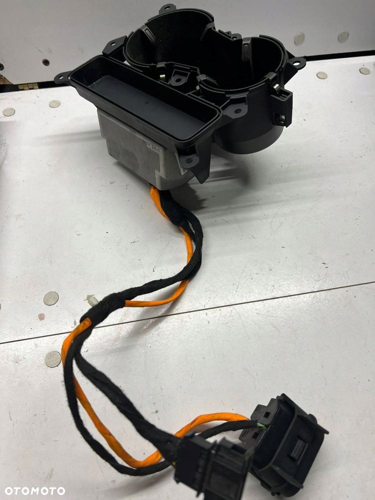 941 999 816 0 Konwerter/przetwornica napięcia 230V giazdko Audi A4 S4 B8 8K - 2