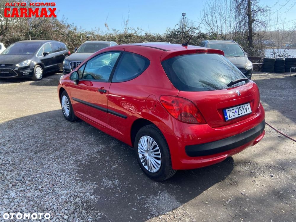 Peugeot 207 - 6