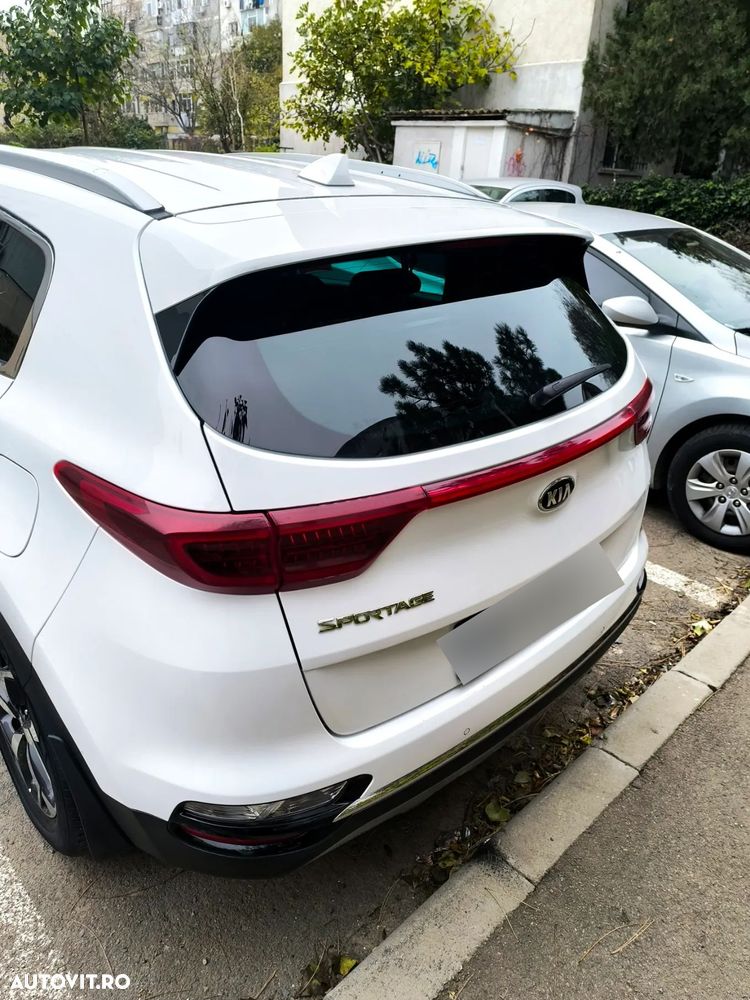 Kia Sportage 1.6 DSL 7DCT HP 4x4 Style - 4