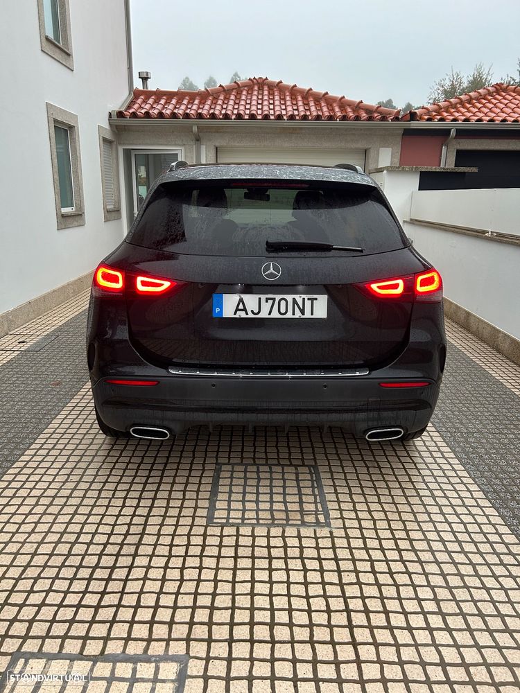 Mercedes-Benz GLA 180 d AMG Line - 2