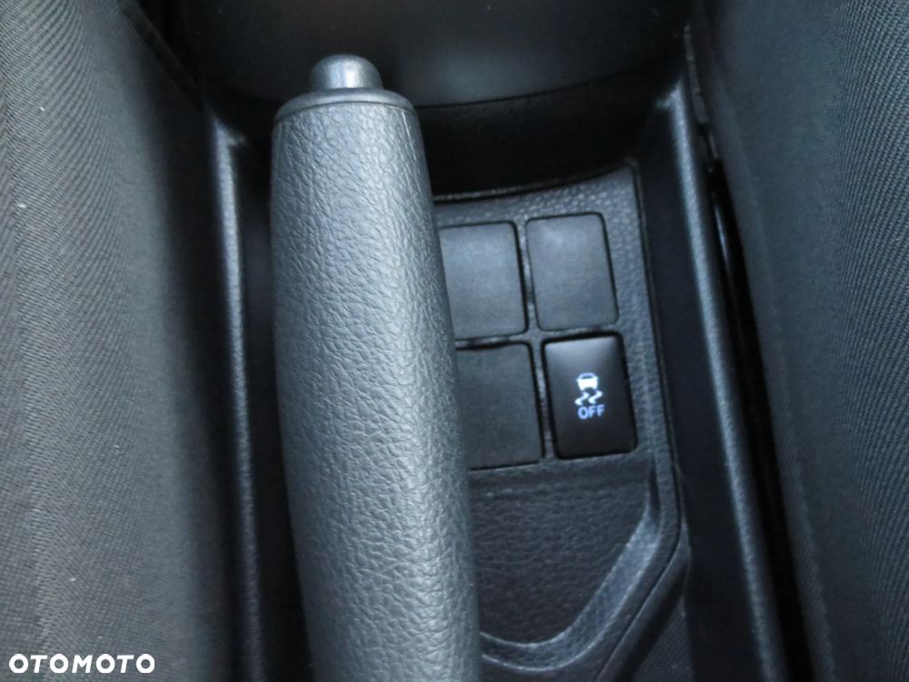 Toyota Yaris - 22