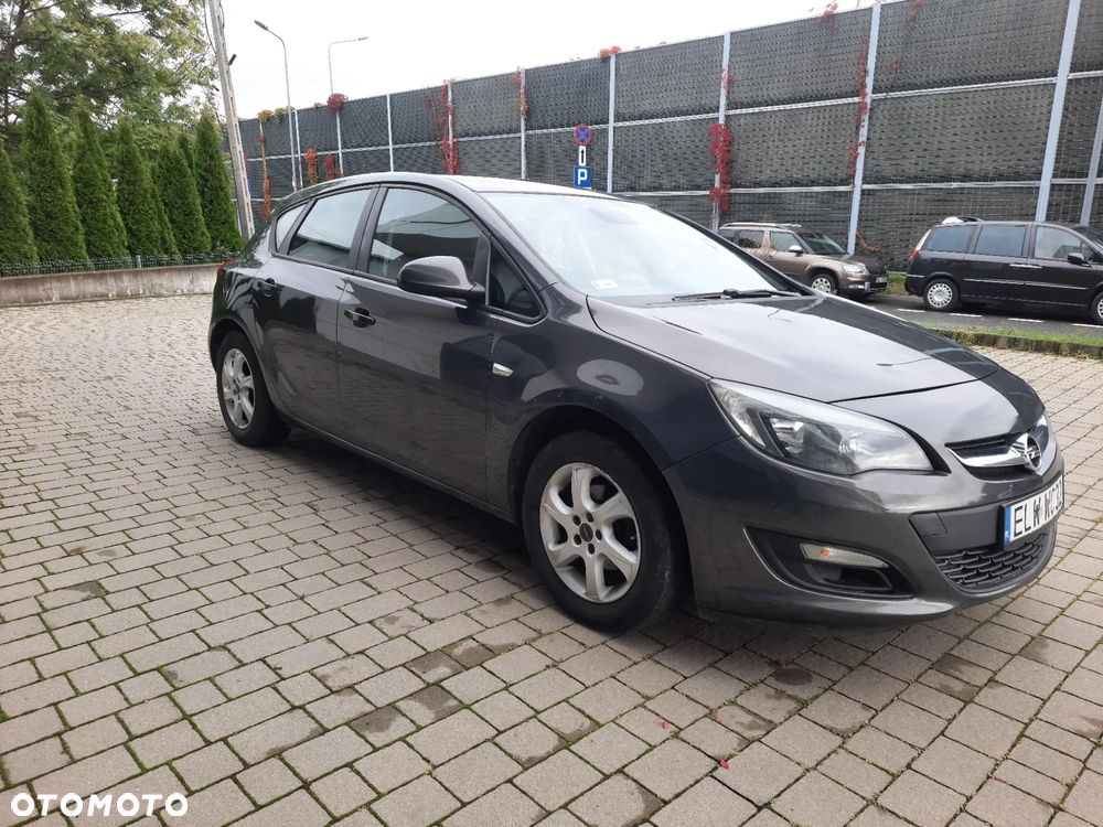 Opel Astra GTC 1.4 Turbo - 8