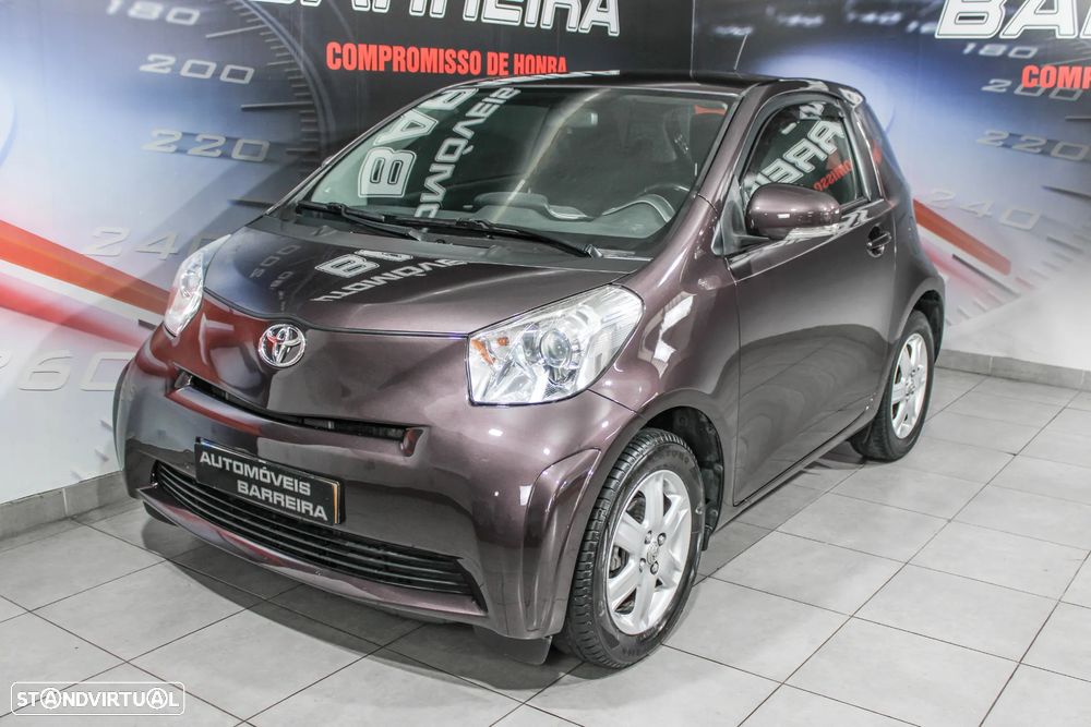 Toyota iQ 1.0 VVT-i Essential+AC - 10