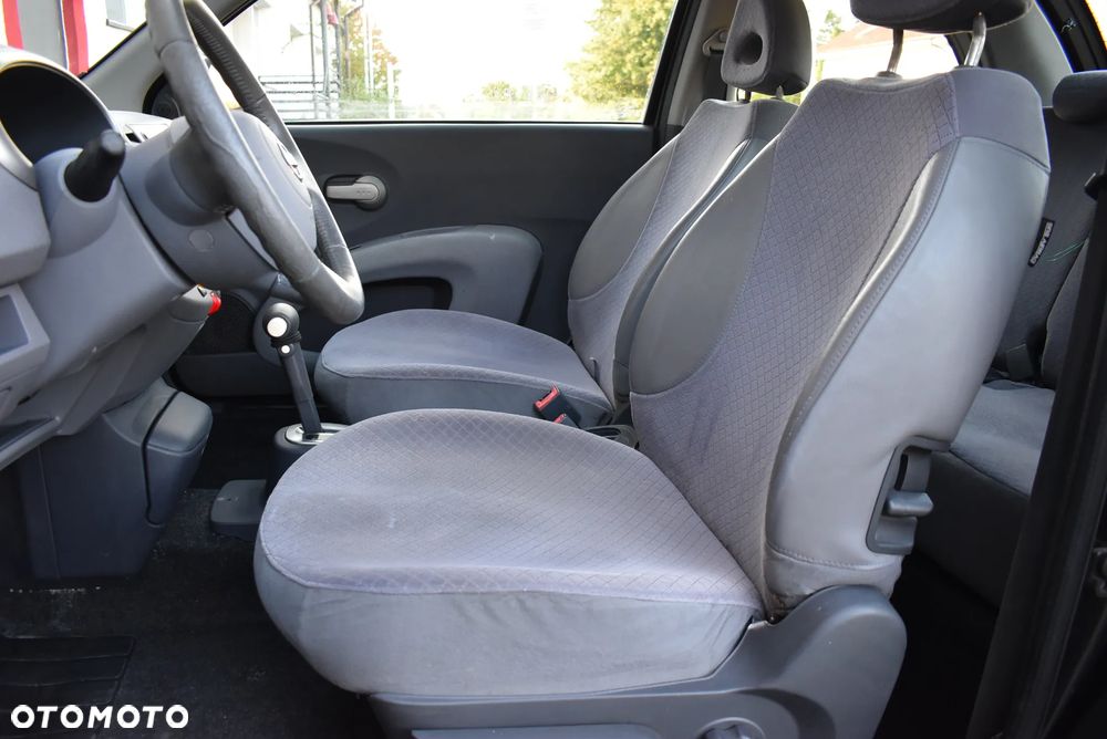 Nissan Micra - 13