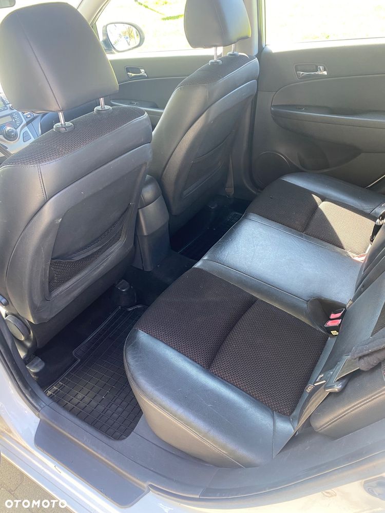 Hyundai i30 - 12