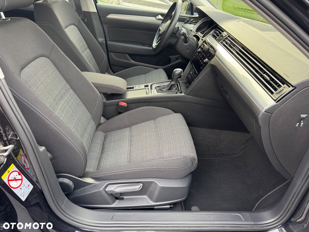 Volkswagen Passat 2.0 TSI Business DSG - 18