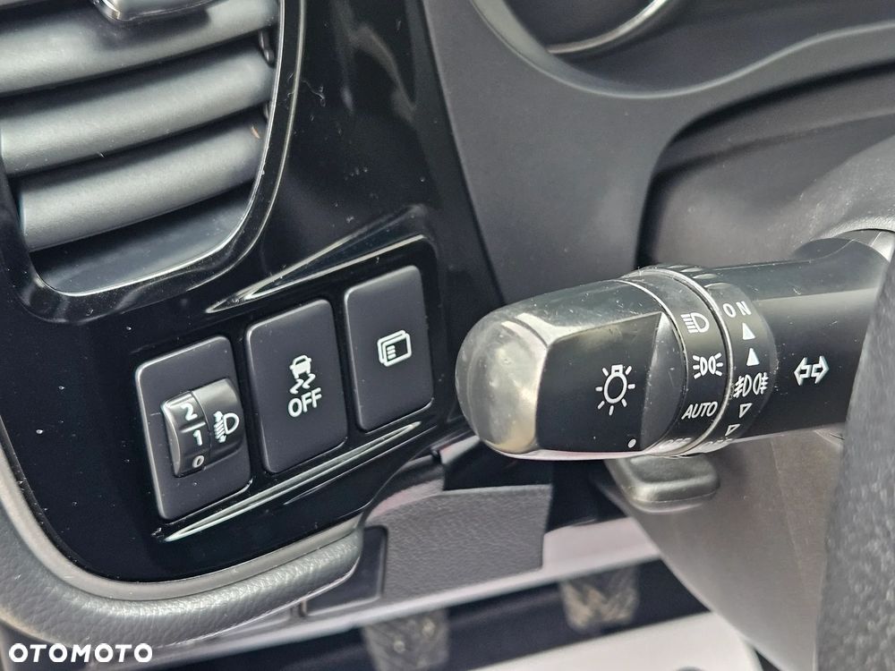 Mitsubishi Outlander 2.0 Invite + 2WD - 37