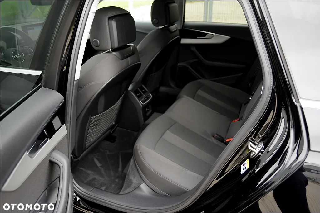 Audi A4 Avant 40 TFSI S tronic sport - 21