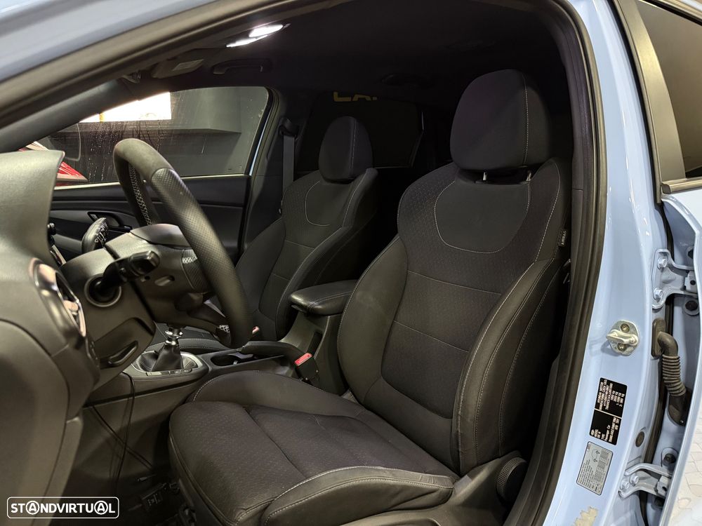 Hyundai i30 N 2.0 T-GDi Pack Performance - 2