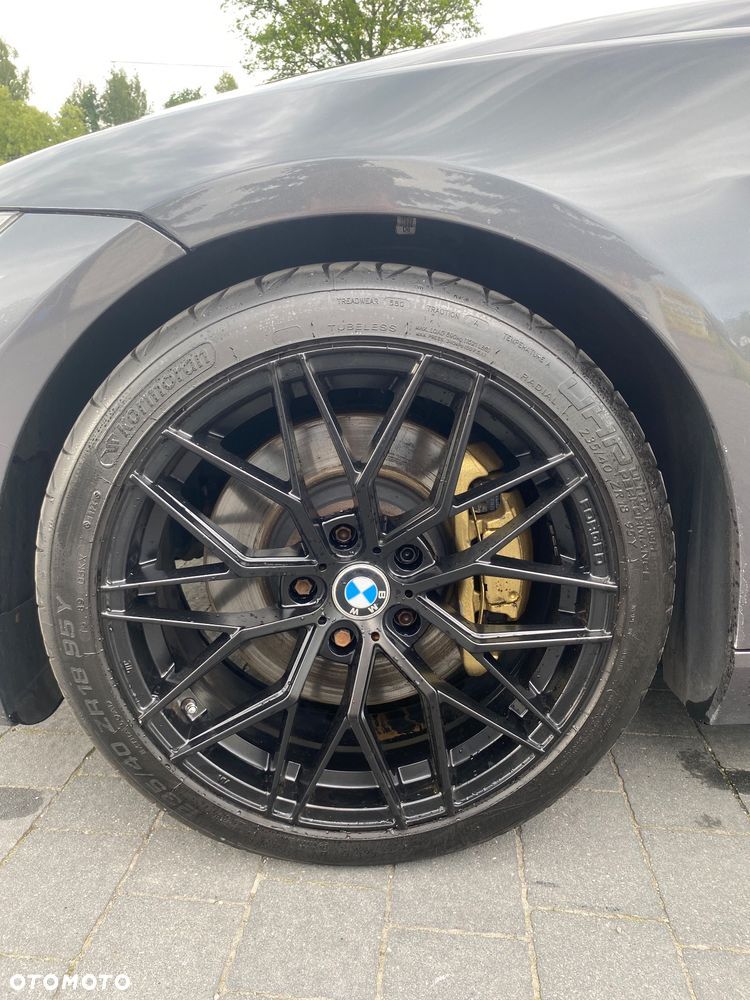 BMW Seria 3 335i Coupe - 11