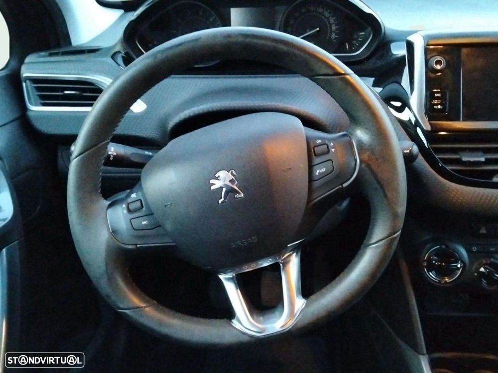 Peugeot 2008 1.2 PureTech Style - 8