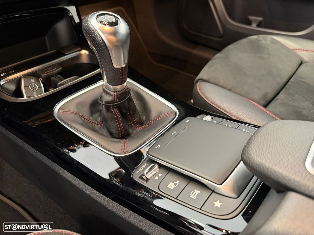 Mercedes-Benz A 160 AMG Line - 14