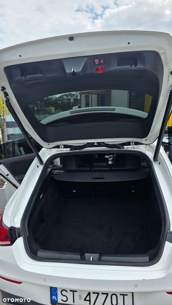 Mercedes-Benz CLA 200 d AMG Line 8G-DCT - 19