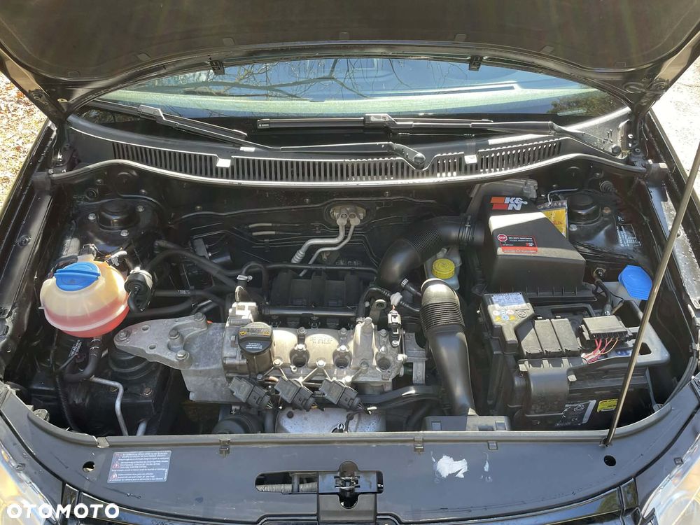 Volkswagen Polo - 15