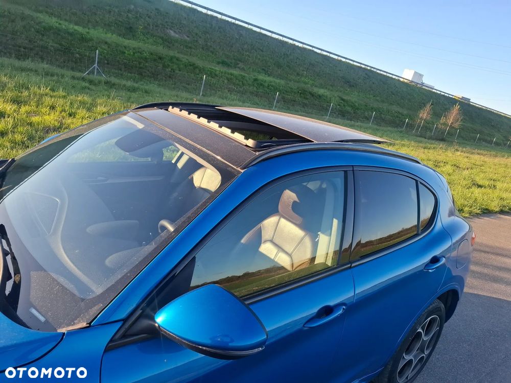 Alfa Romeo Stelvio 2.0 Turbo 16V AT8-Q4 Executive - 7