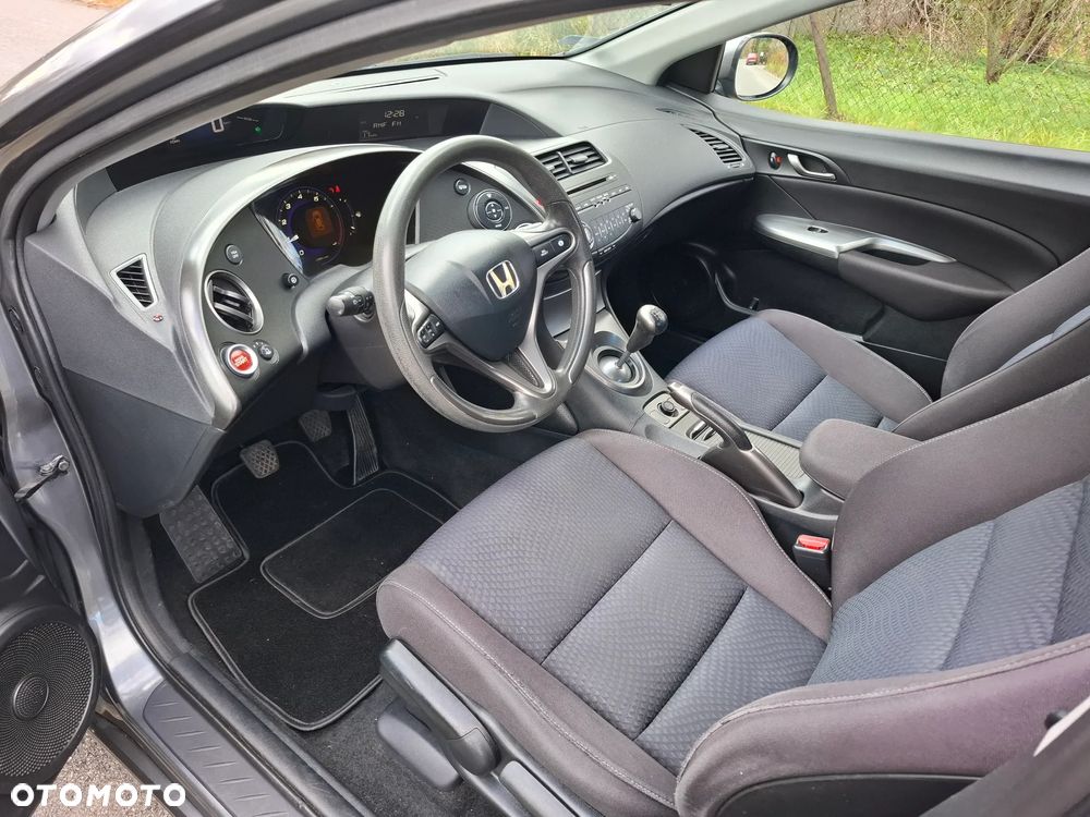 Honda Civic 1.4 Comfort - 25