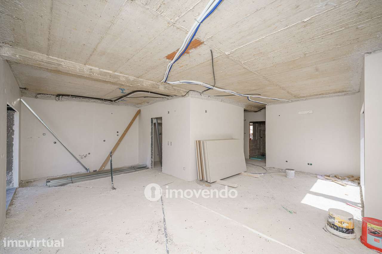 Moradia geminada T3+1 em fase de construção, em Pinhal de Frades - Grande imagem: 4/32