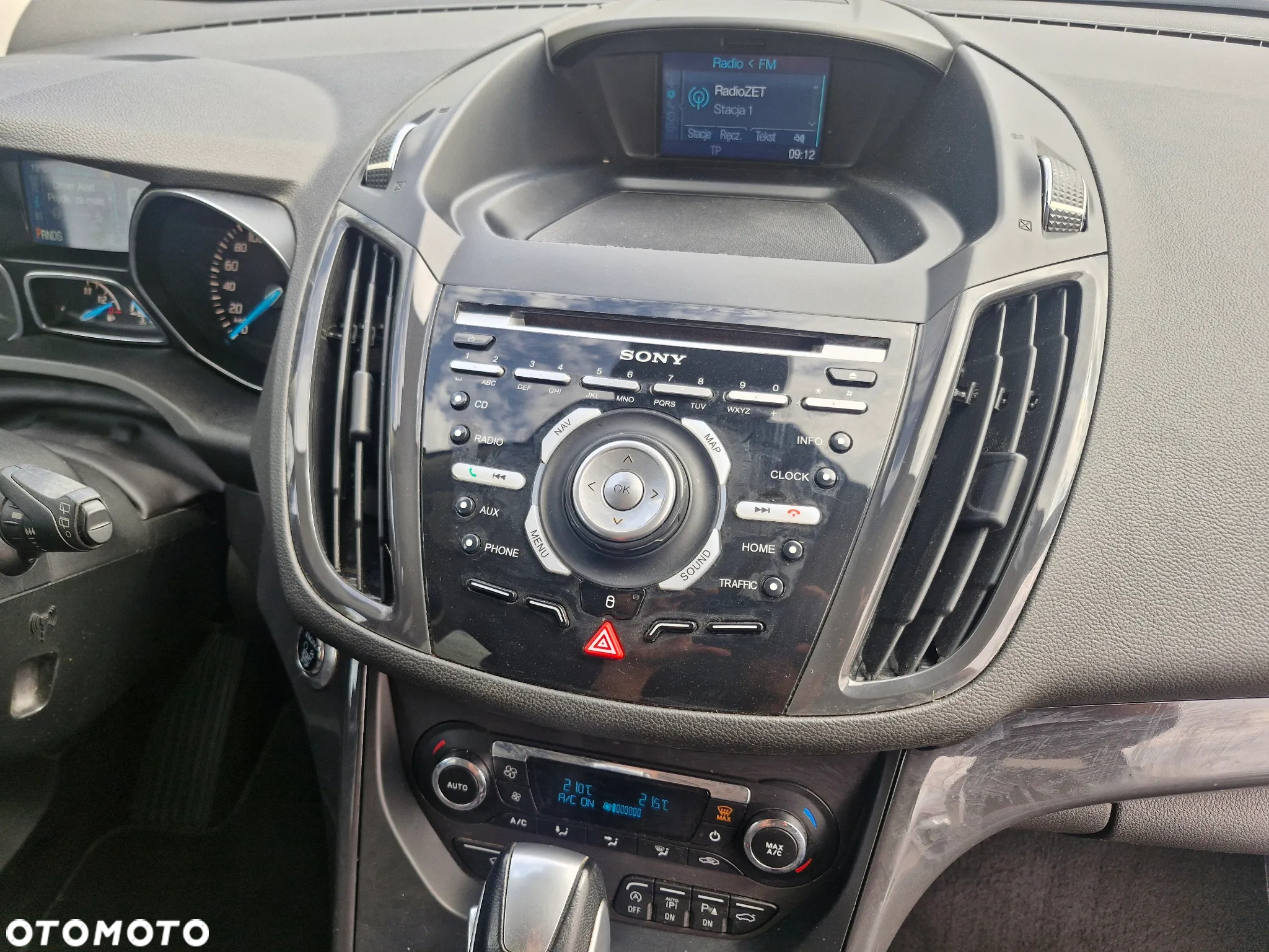 Ford Kuga 2.0 TDCi 4WD Titanium - 28