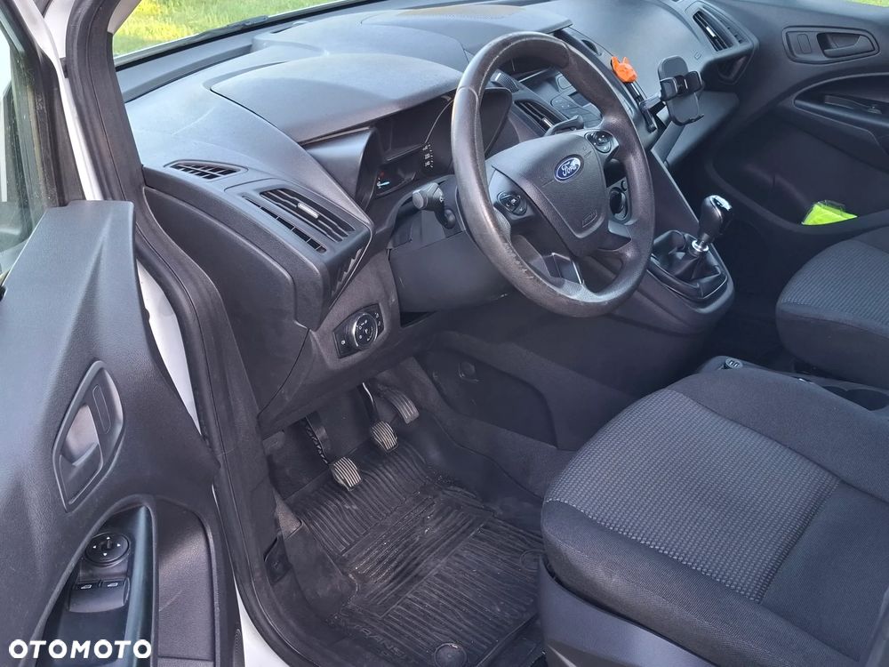 Ford Transit Connect - 11