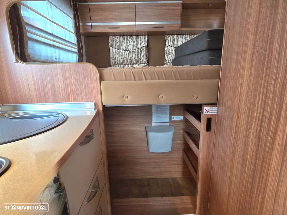 Fiat Ducato BURSTNER CAMA TRANSVERSAL - 19