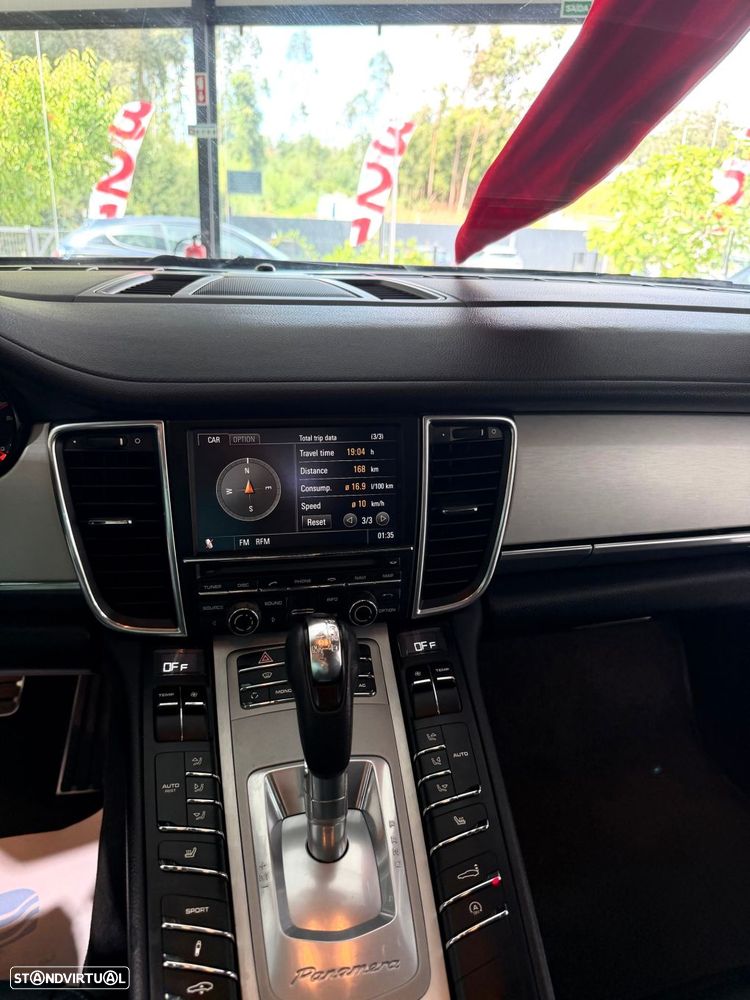 Porsche Panamera 3.0 V6 - 41