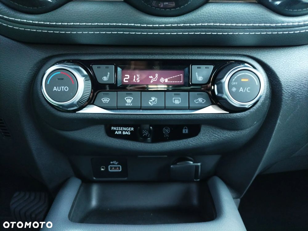 Nissan Juke 1.0 DIG-T N-Connecta DCT - 13