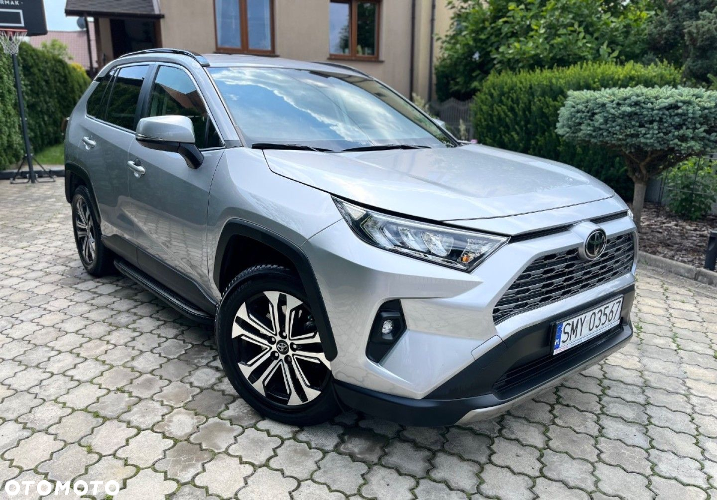 Toyota RAV4 - 2