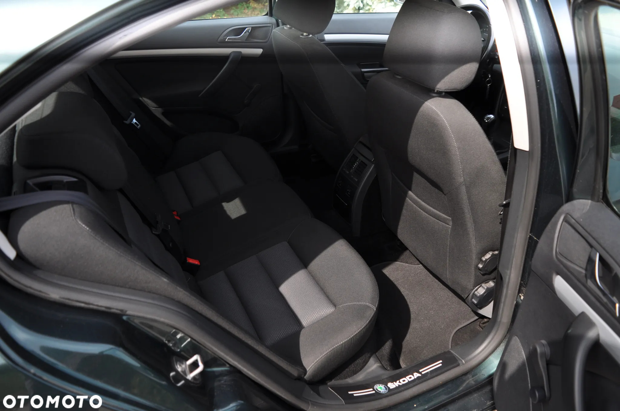 Skoda Octavia 1.6 Elegance - 23